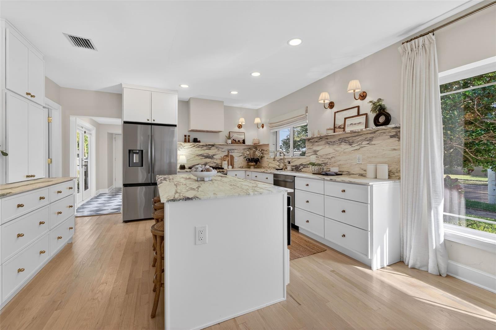 BARNARD ERASTUS A S REV SUB - Residential