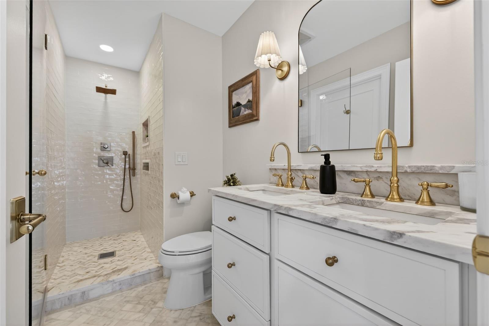 BARNARD ERASTUS A S REV SUB - Residential