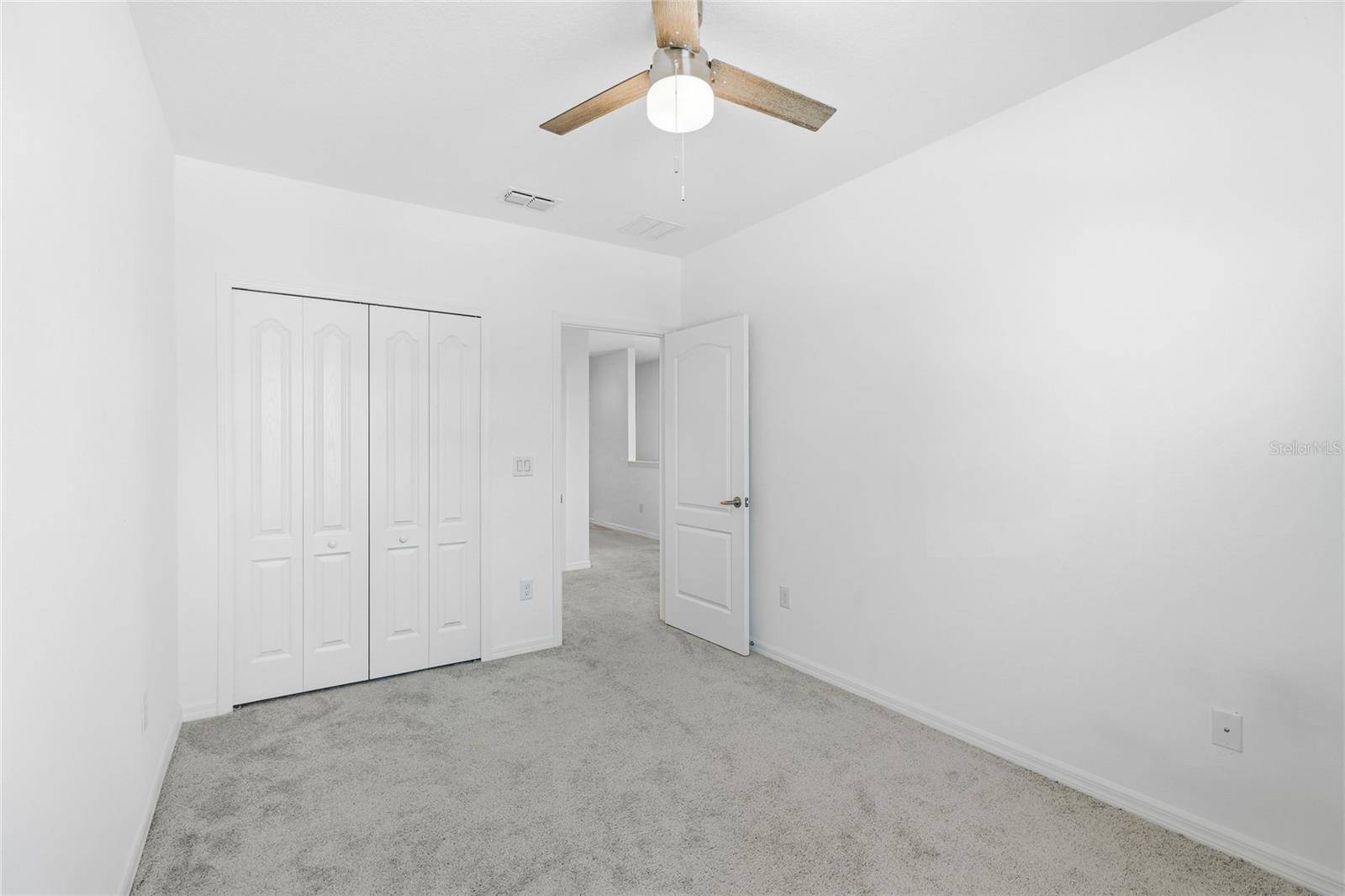 MORGANS GLEN TWNHMS PH IIIA & IIIB - Residential Lease