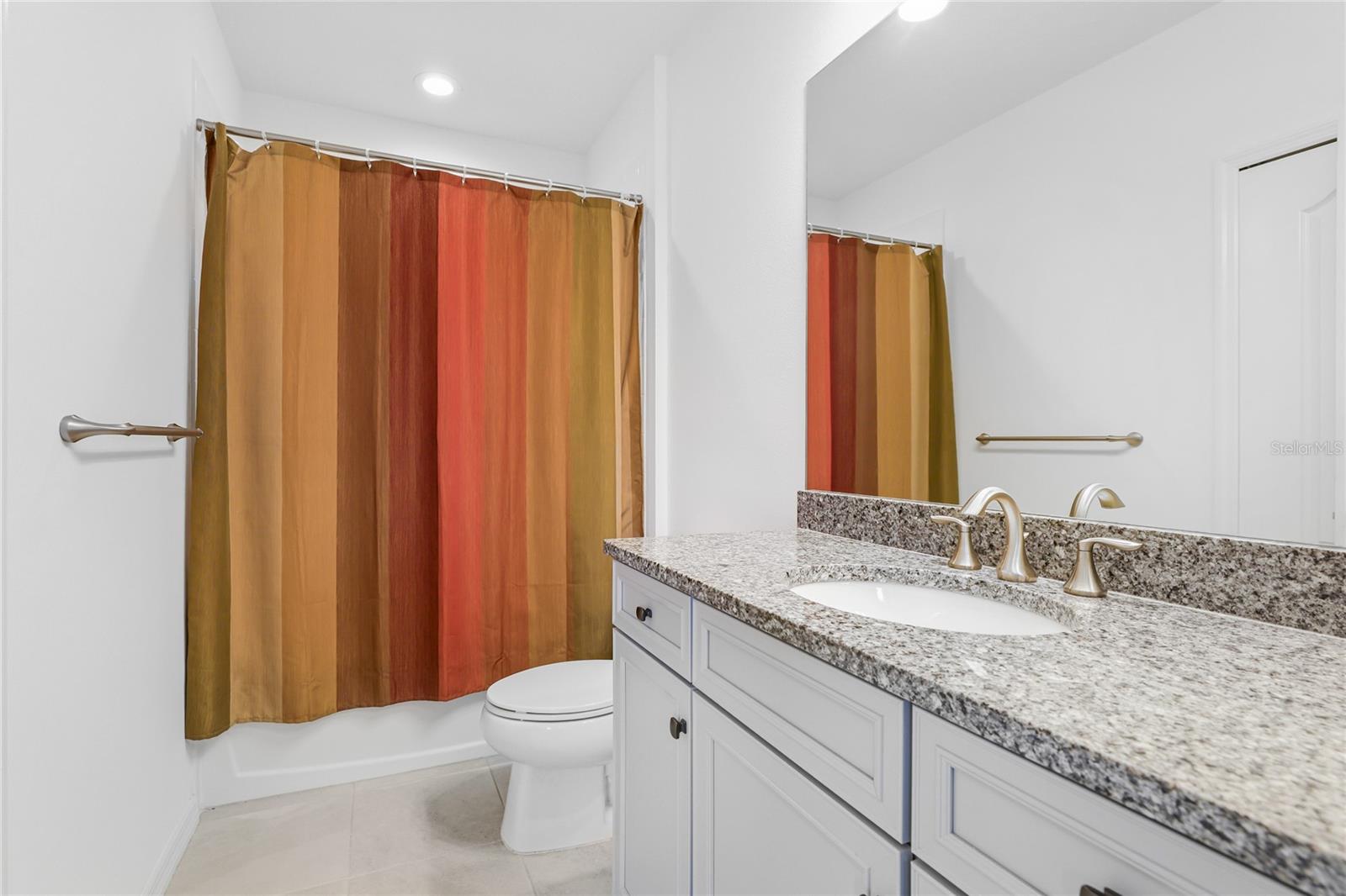 MORGANS GLEN TWNHMS PH IIIA & IIIB - Residential Lease