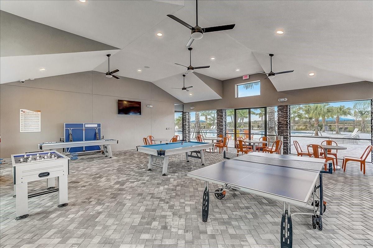 MORGANS GLEN TWNHMS PH IIIA & IIIB - Residential Lease