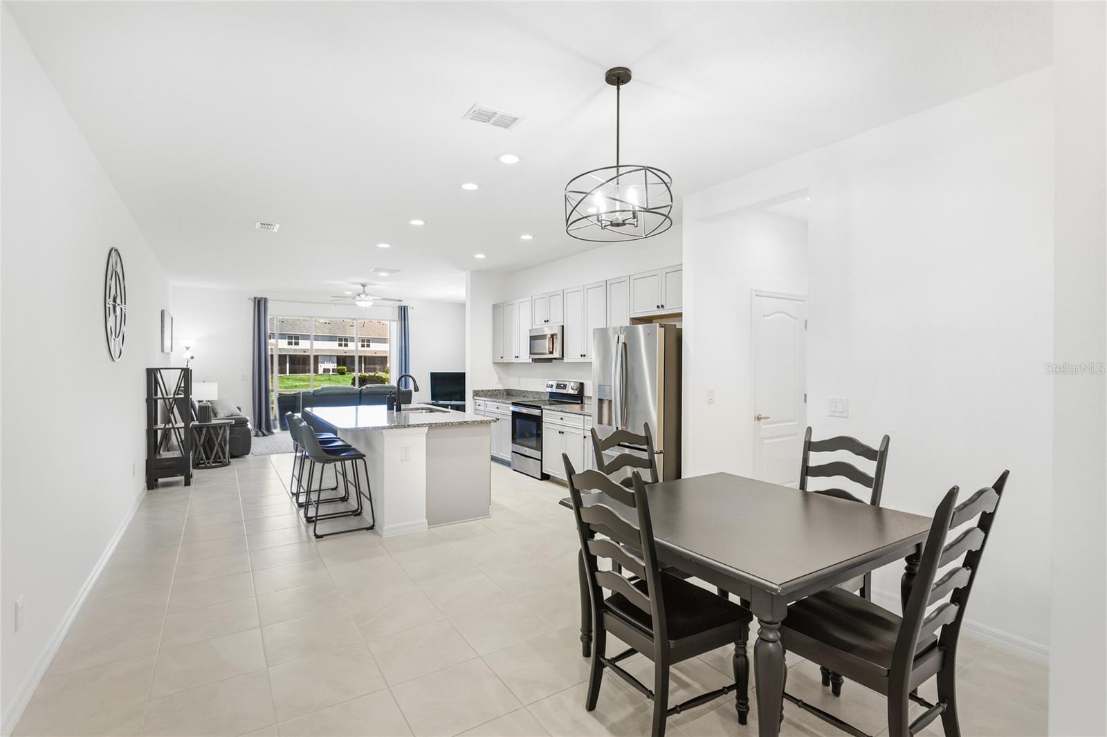 MORGANS GLEN TWNHMS PH IIIA & IIIB - Residential Lease