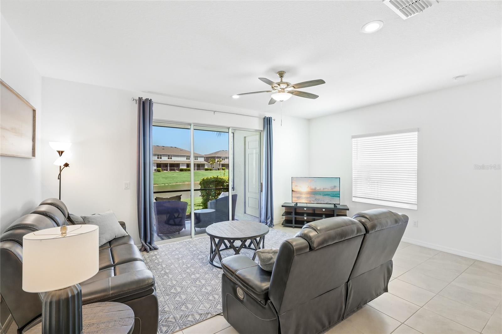 MORGANS GLEN TWNHMS PH IIIA & IIIB - Residential Lease