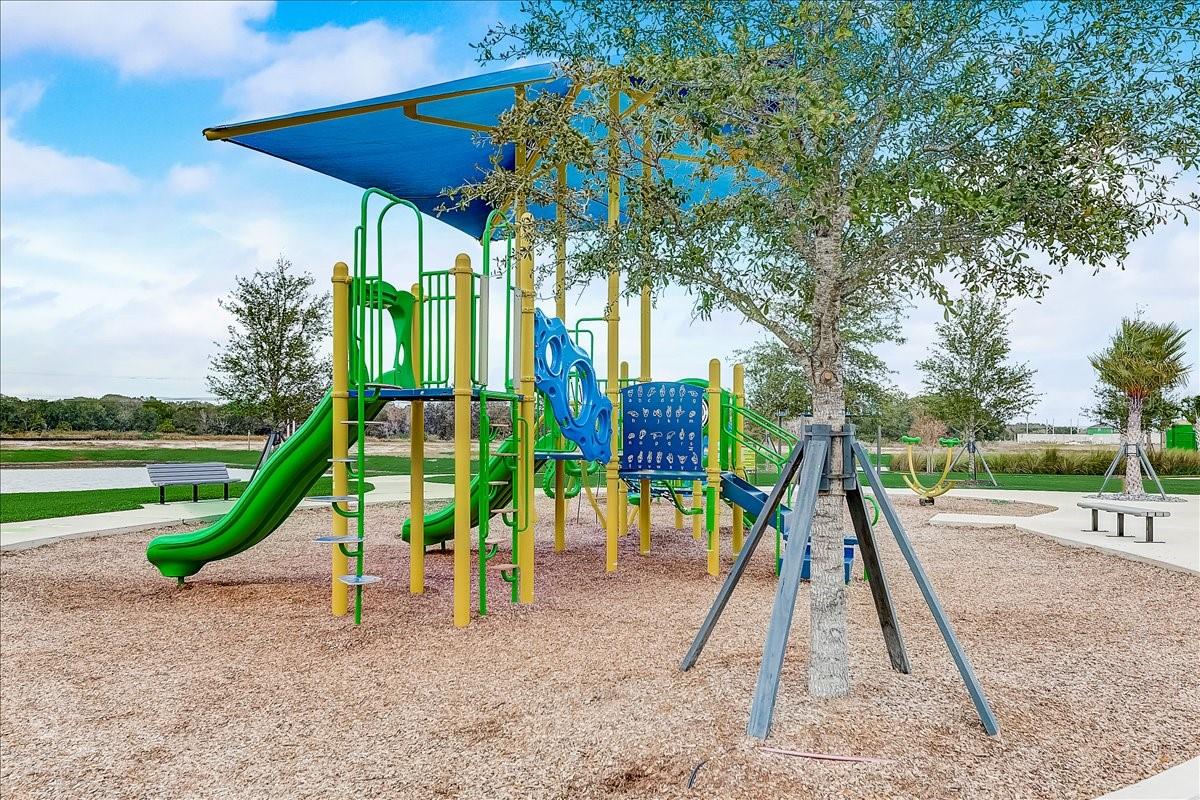 MORGANS GLEN TWNHMS PH IIIA & IIIB - Residential Lease