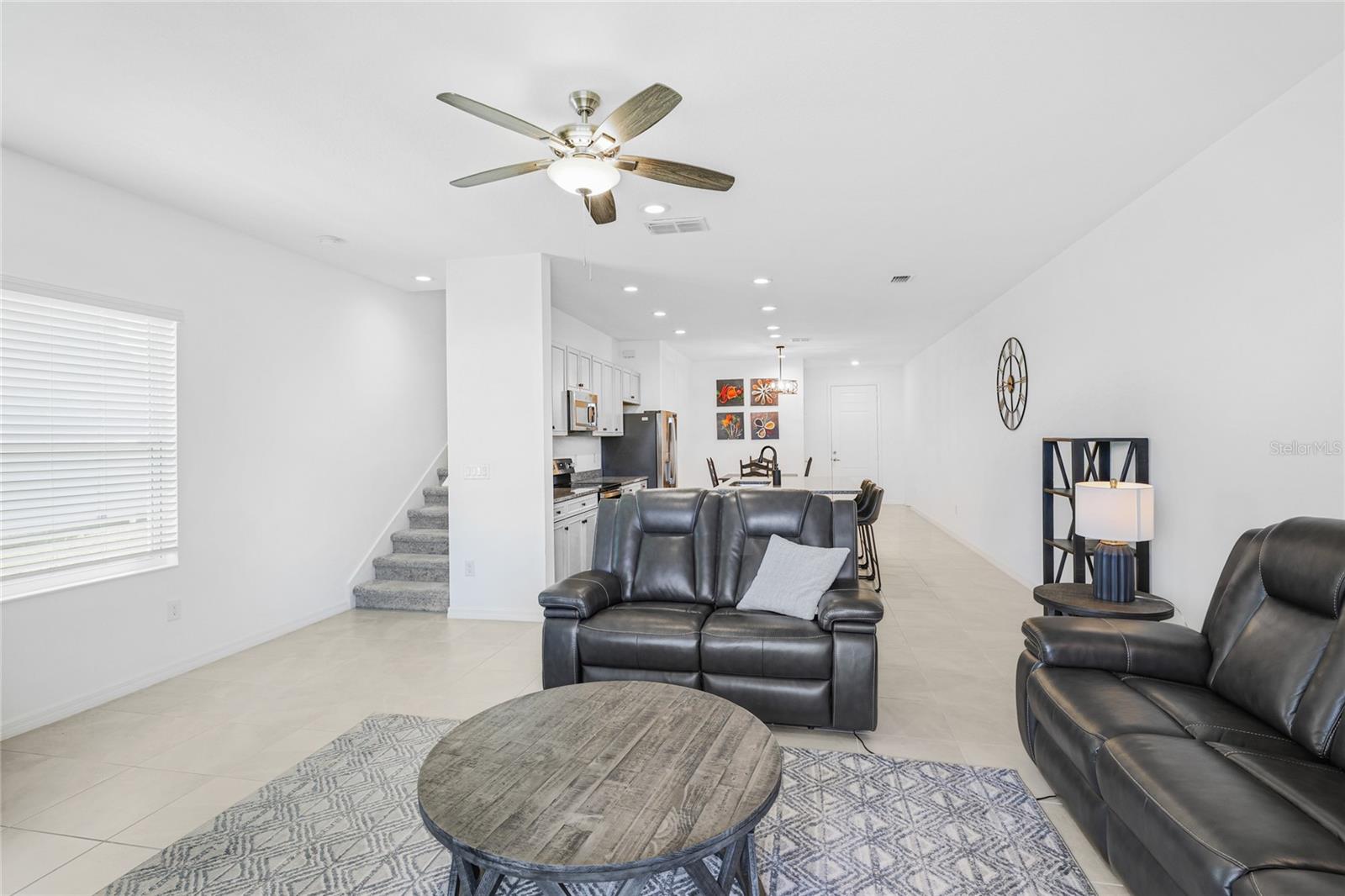 MORGANS GLEN TWNHMS PH IIIA & IIIB - Residential Lease