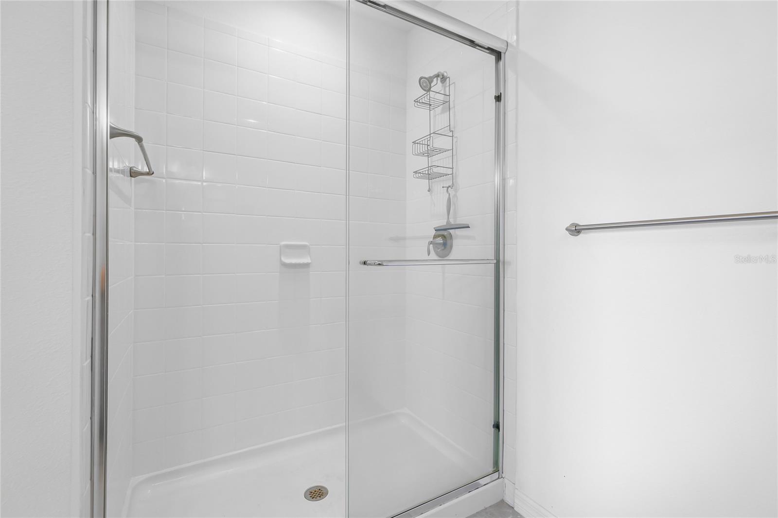 MORGANS GLEN TWNHMS PH IIIA & IIIB - Residential Lease