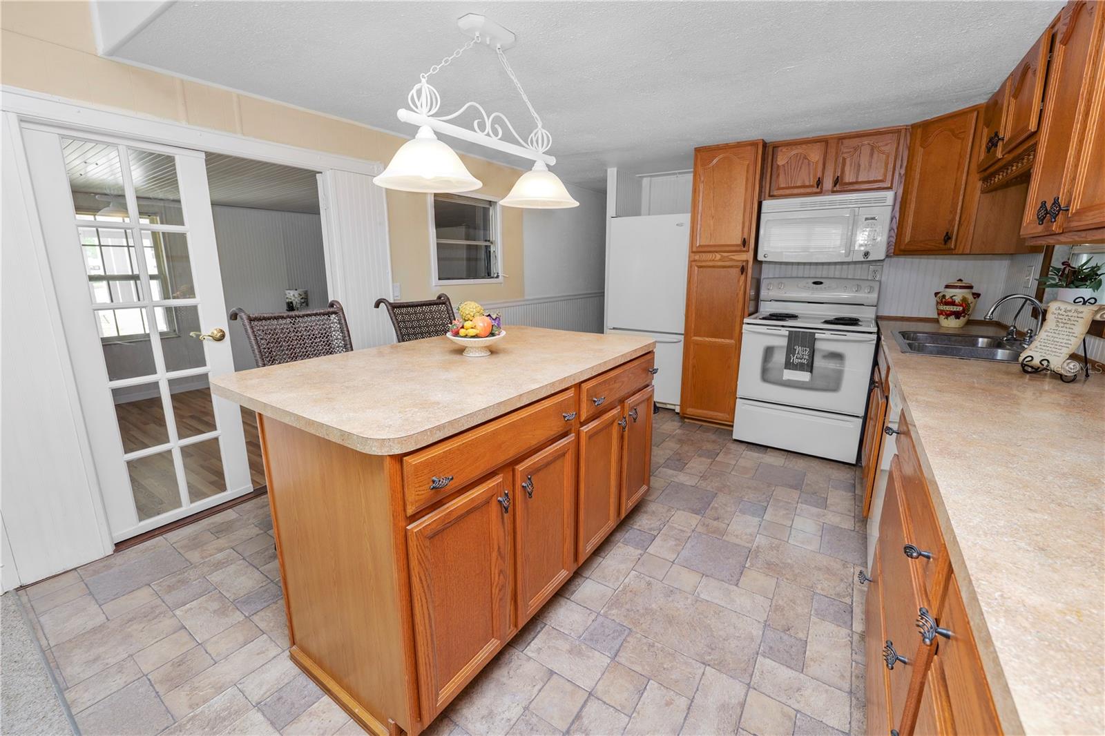 TWIN FOUNTAINS INC A CONDO MHP - Residential