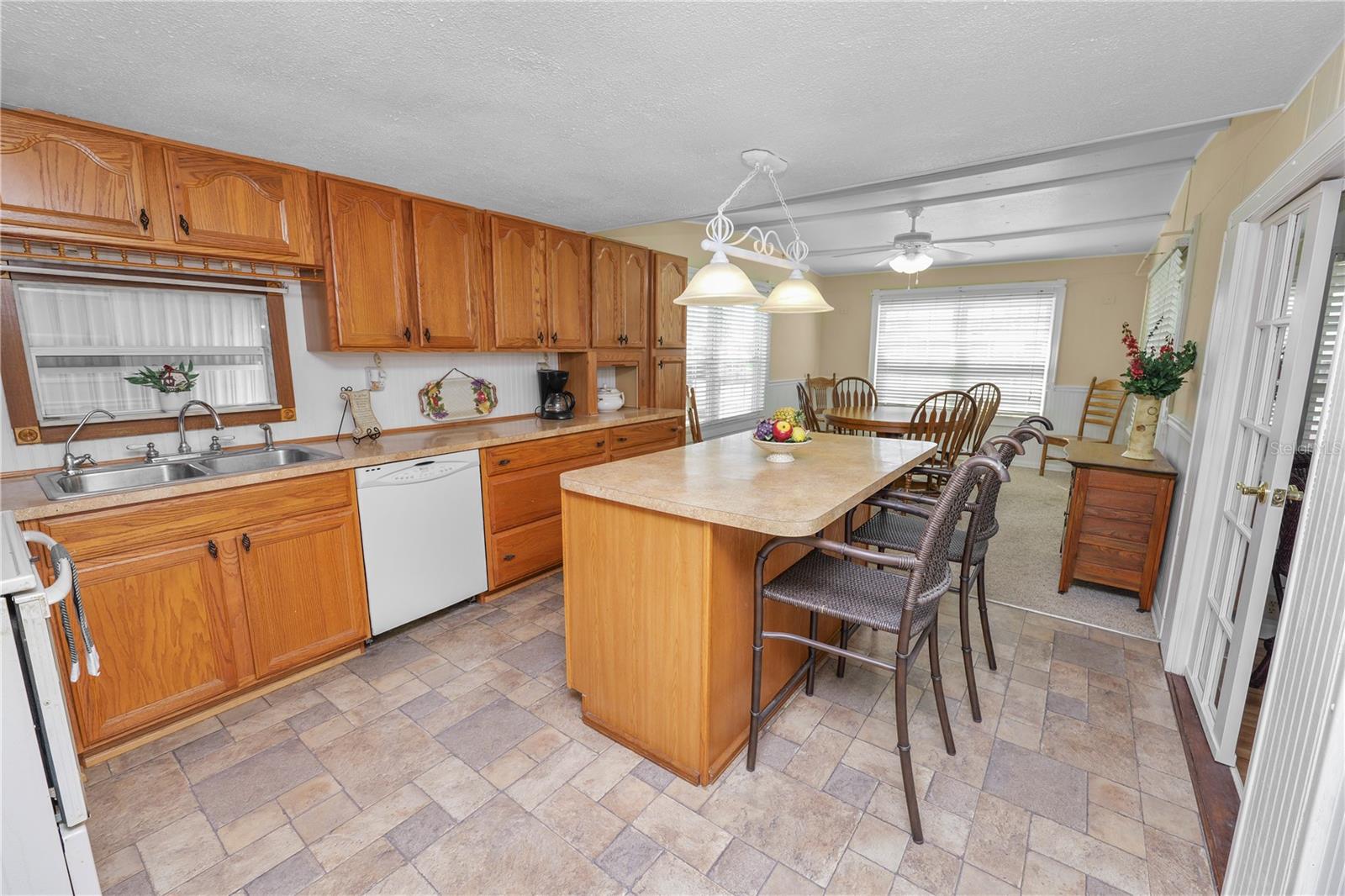 TWIN FOUNTAINS INC A CONDO MHP - Residential