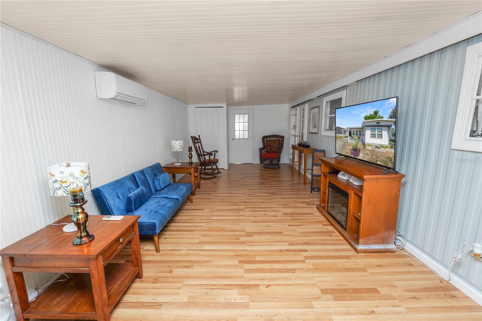 TWIN FOUNTAINS INC A CONDO MHP - Residential