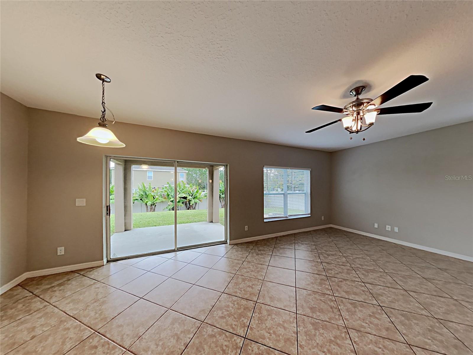 ALDEA RESERVE - Residential Lease