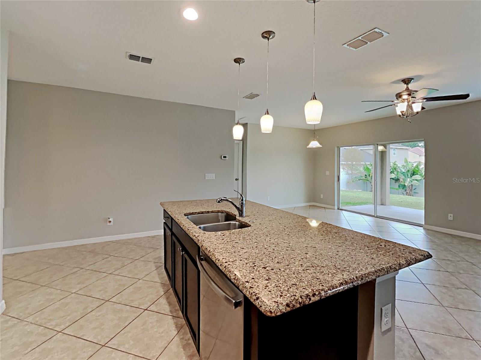 ALDEA RESERVE - Residential Lease