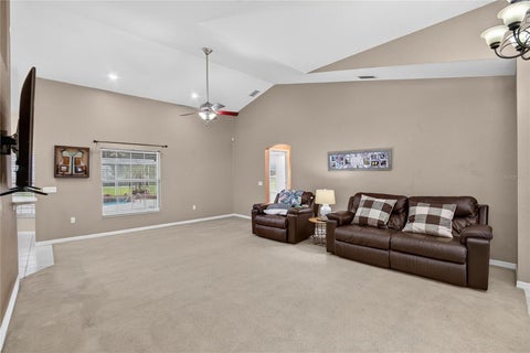 3716 Mcelveen Avenue, Plant City, FL 33566