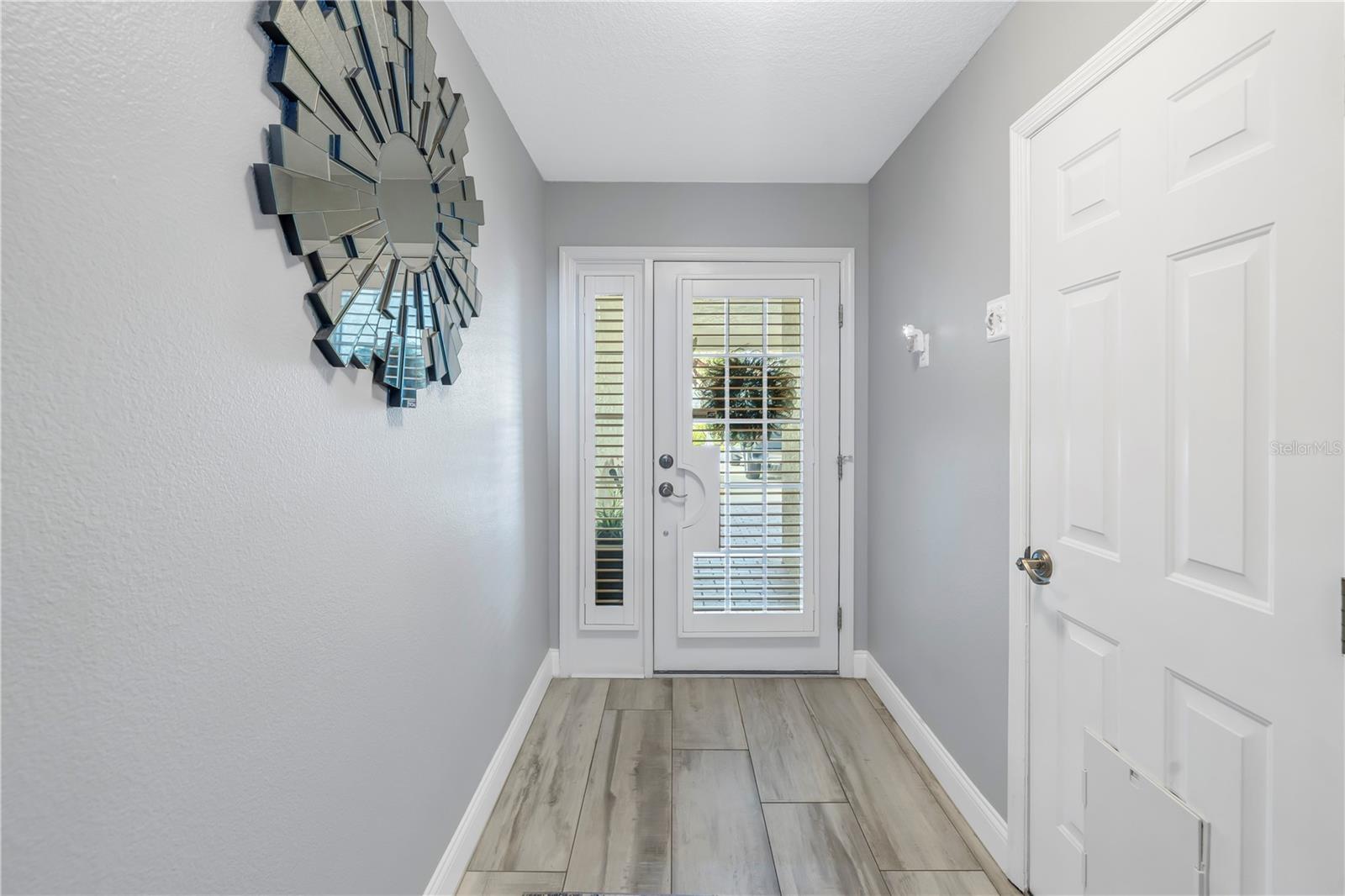 PALMS OF TIERRA - Residential