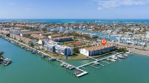 117 YACHT CLUB LANE TIERRA VERDE FL 33715