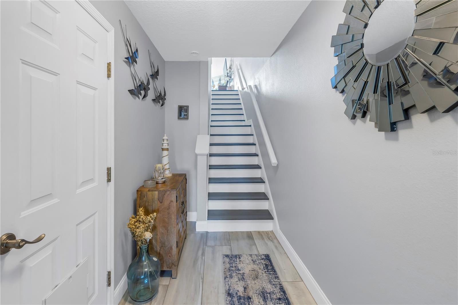 PALMS OF TIERRA - Residential