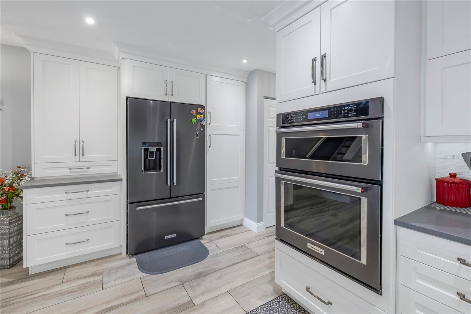 PALMS OF TIERRA - Residential