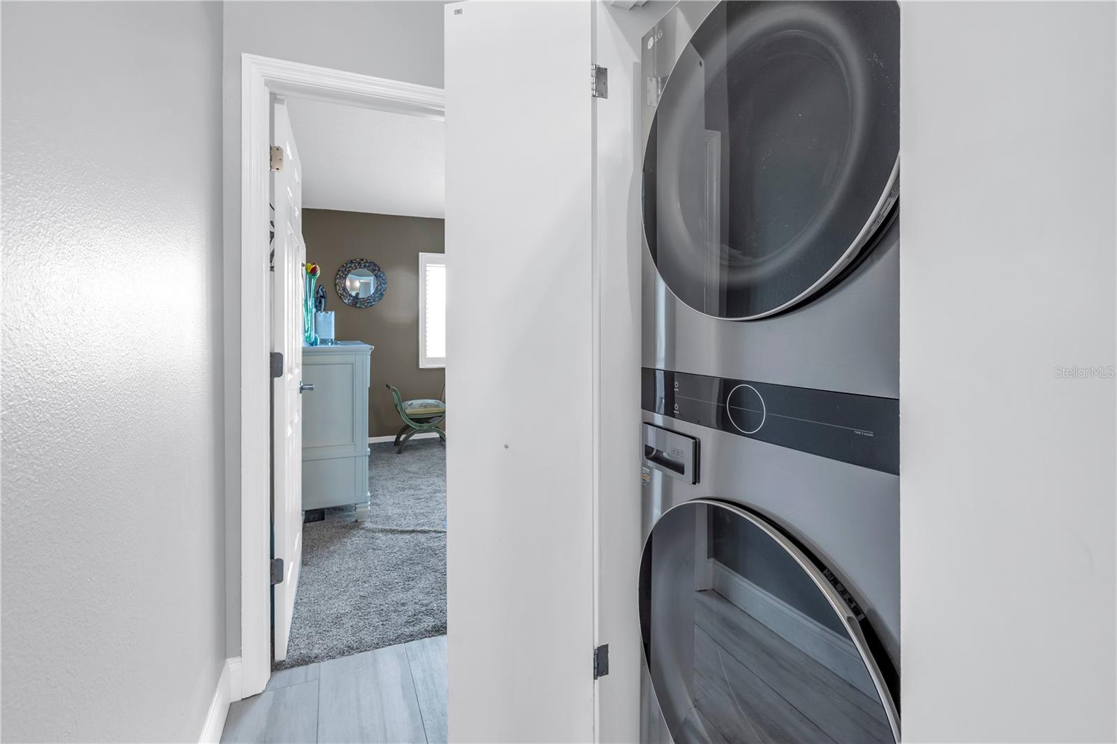 PALMS OF TIERRA - Residential