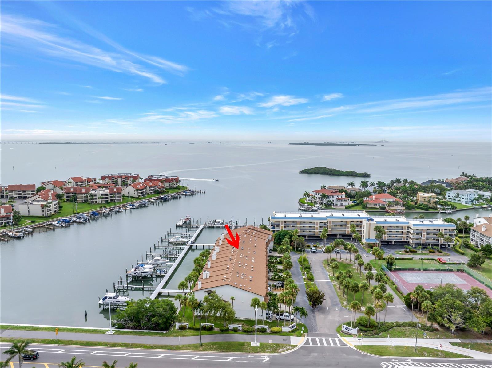 PALMS OF TIERRA - Residential