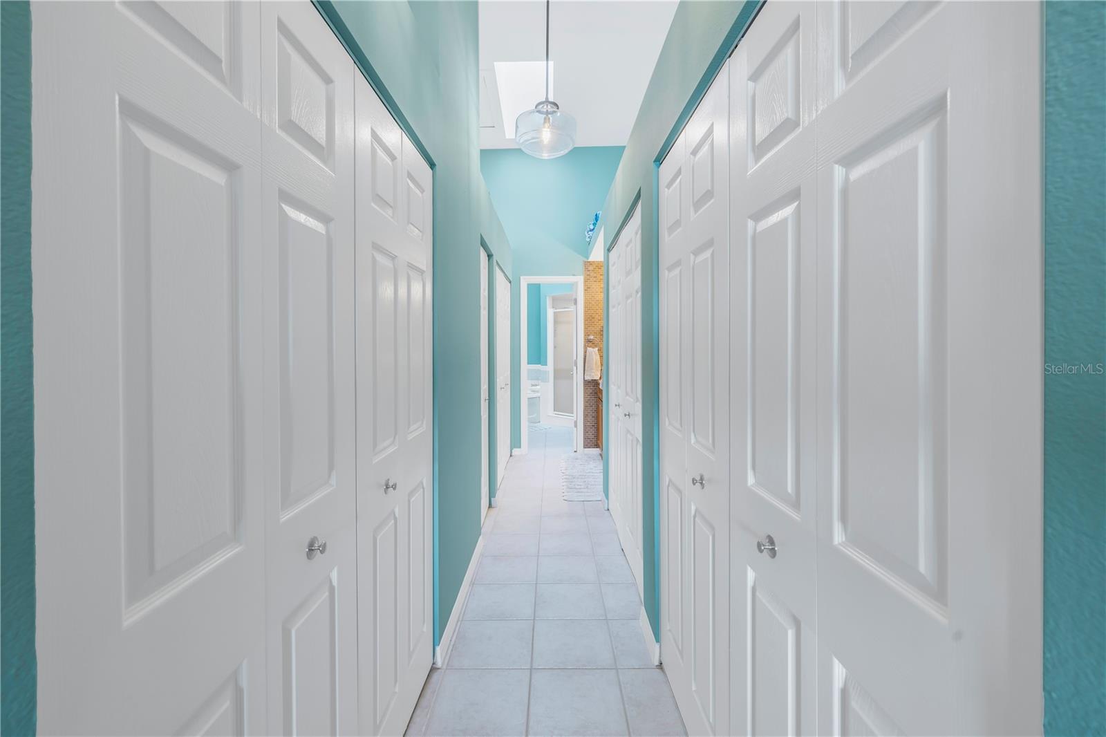 PALMS OF TIERRA - Residential