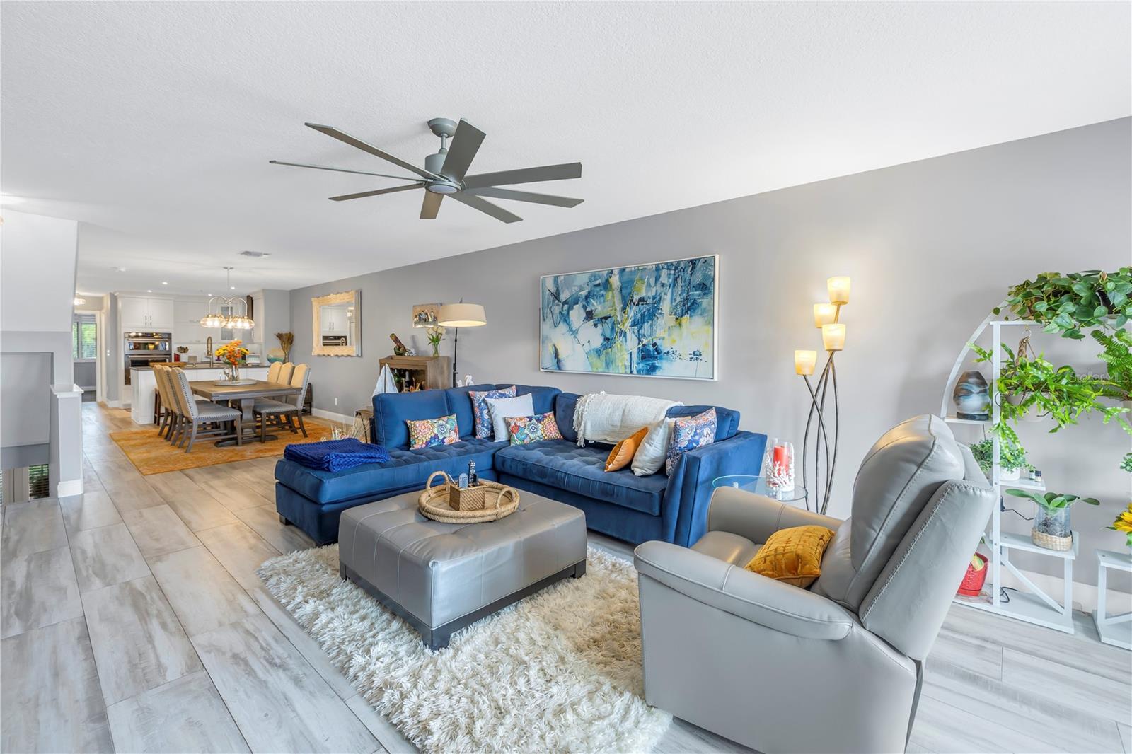 PALMS OF TIERRA - Residential