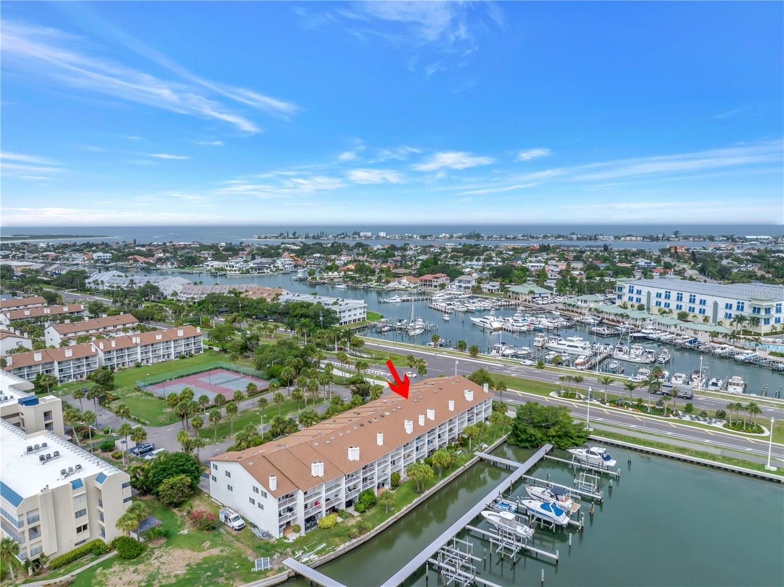 PALMS OF TIERRA - Residential