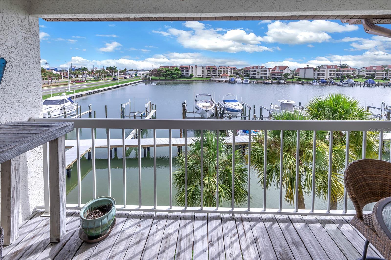 PALMS OF TIERRA - Residential