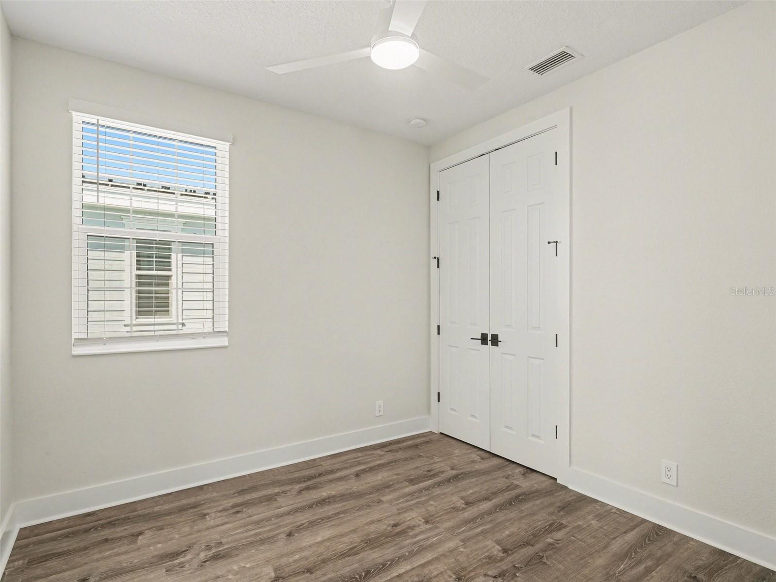 HUNTERS POINT - Residential