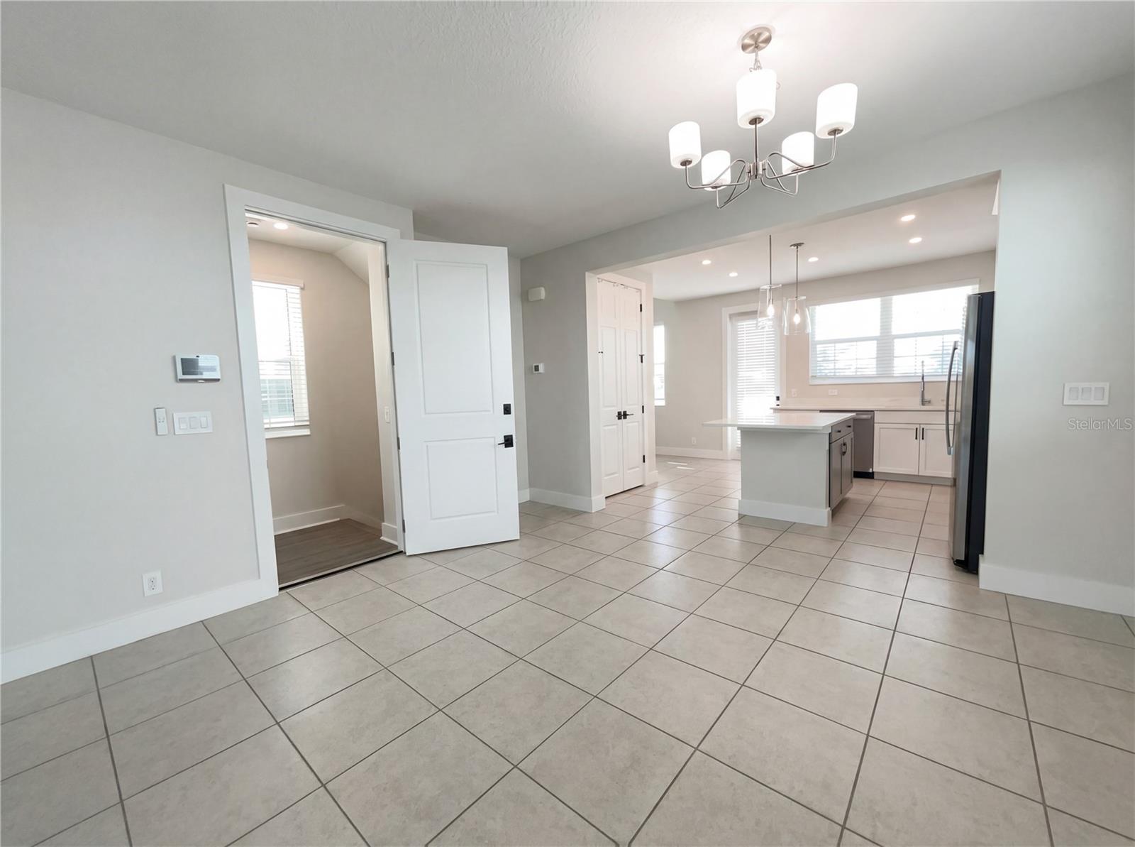 HUNTERS POINT - Residential