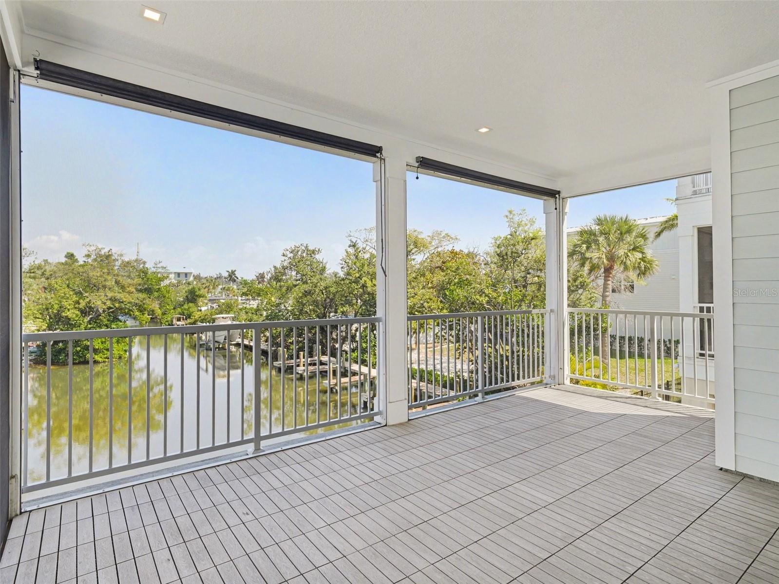 HUNTERS POINT - Residential