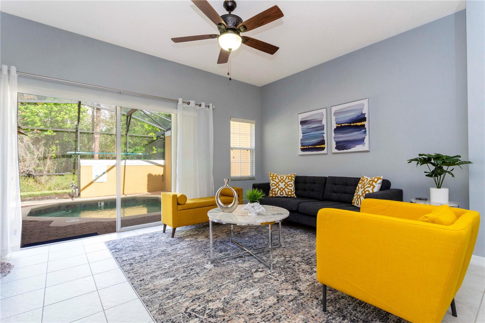 ENCANTADA PH 1 - Residential