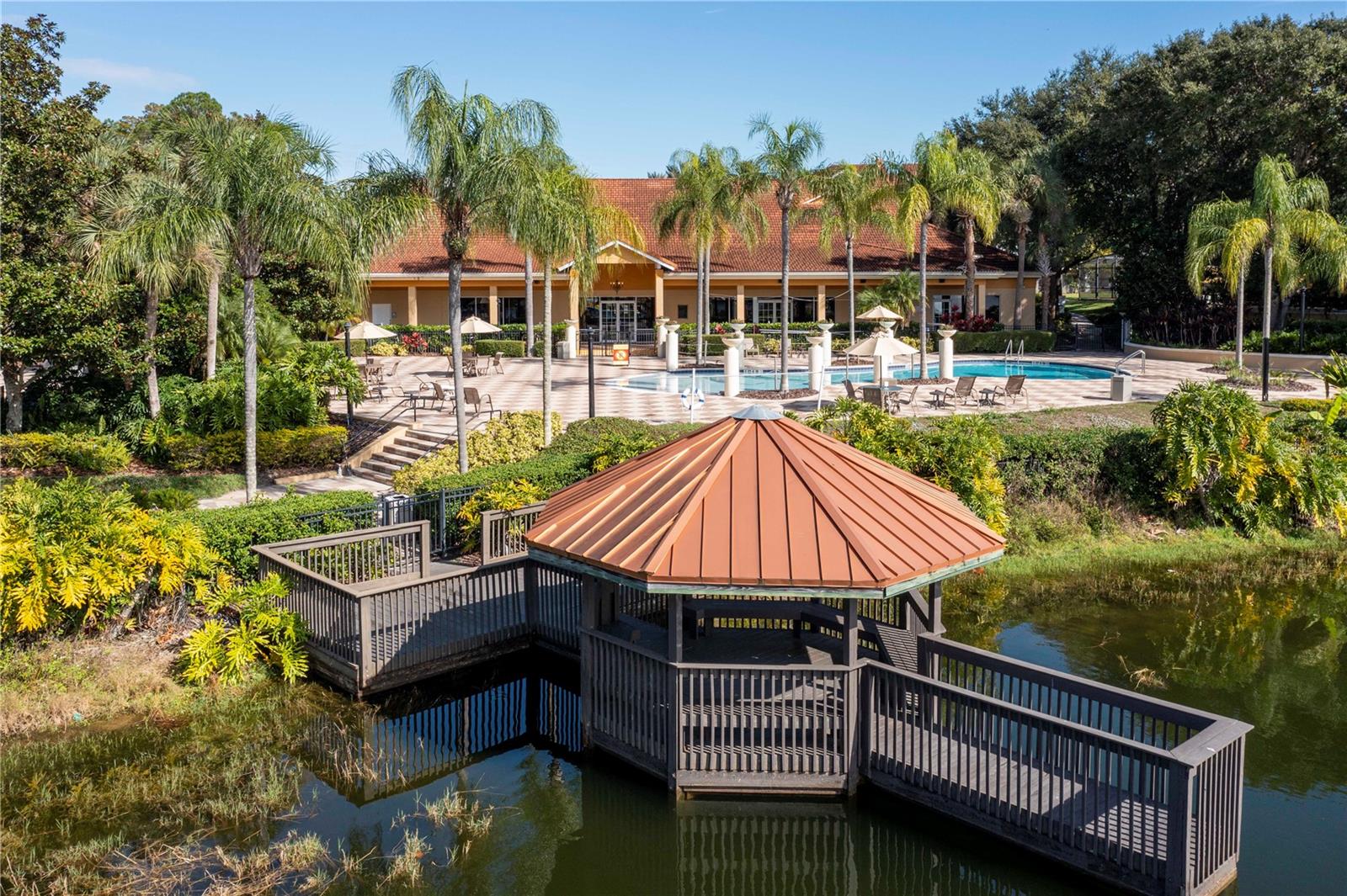 ENCANTADA PH 1 - Residential