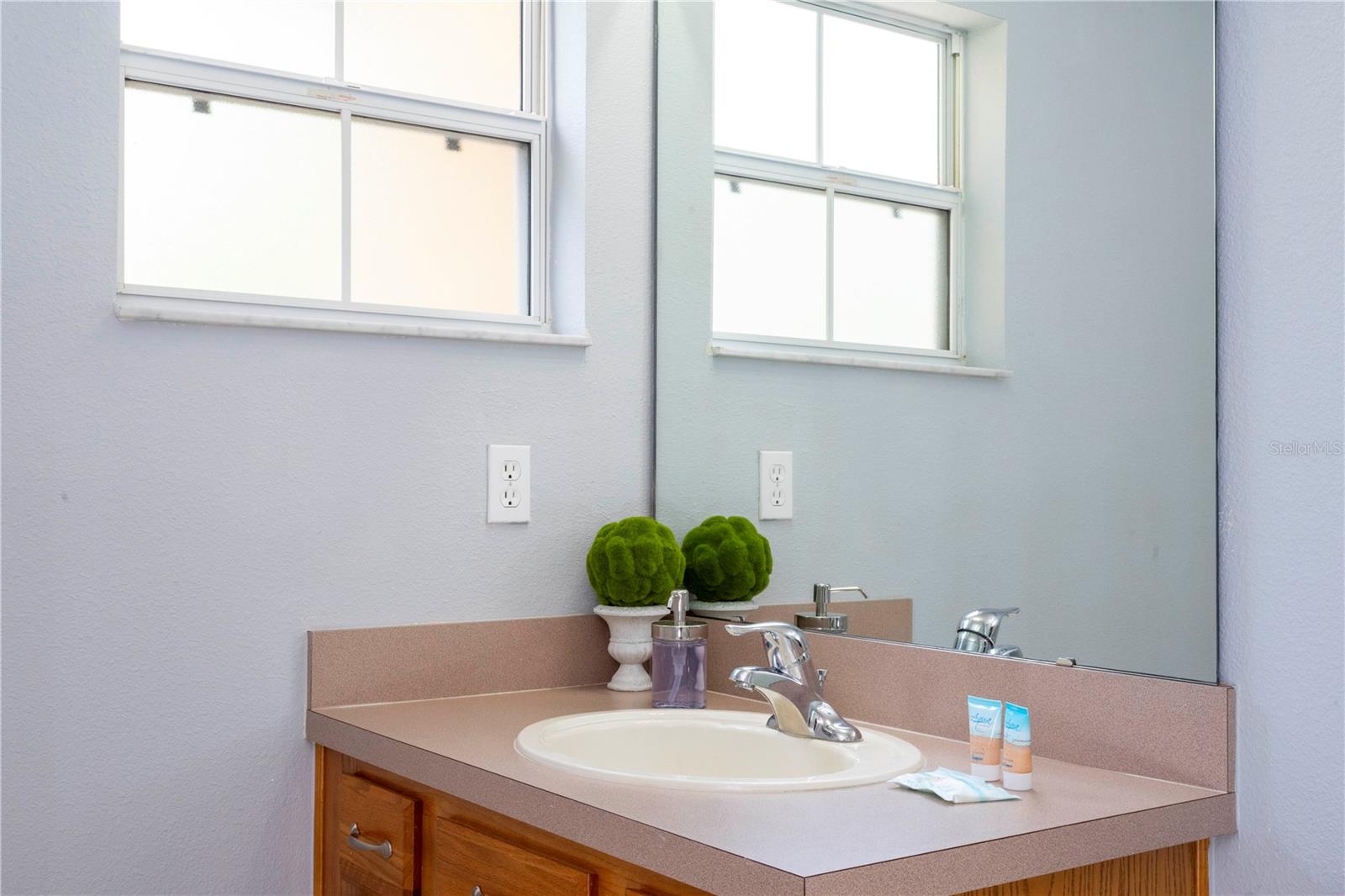 ENCANTADA PH 1 - Residential