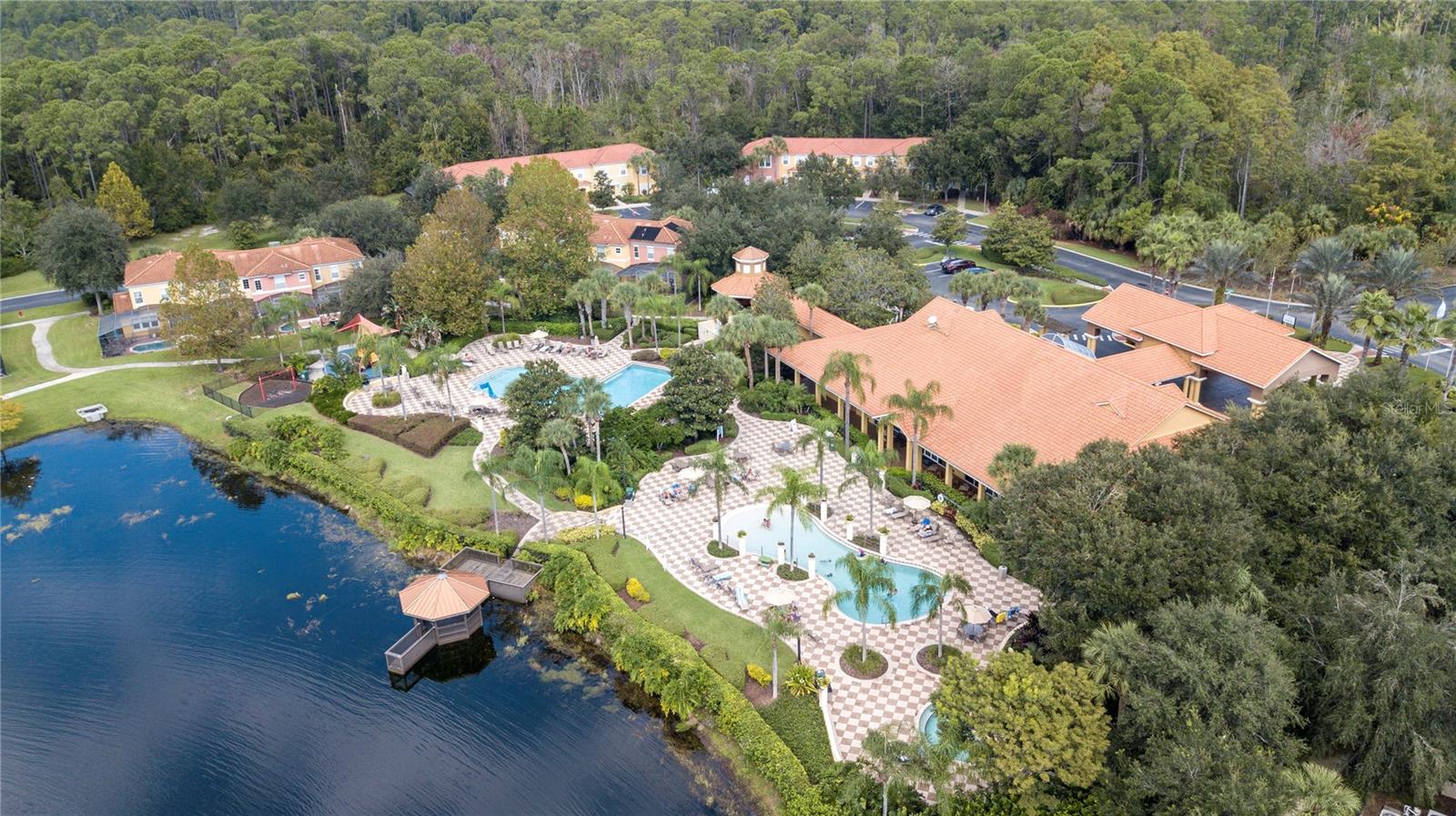 ENCANTADA PH 1 - Residential