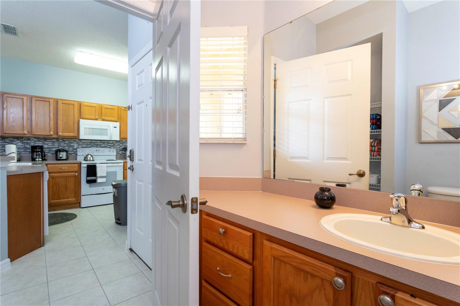 ENCANTADA PH 1 - Residential