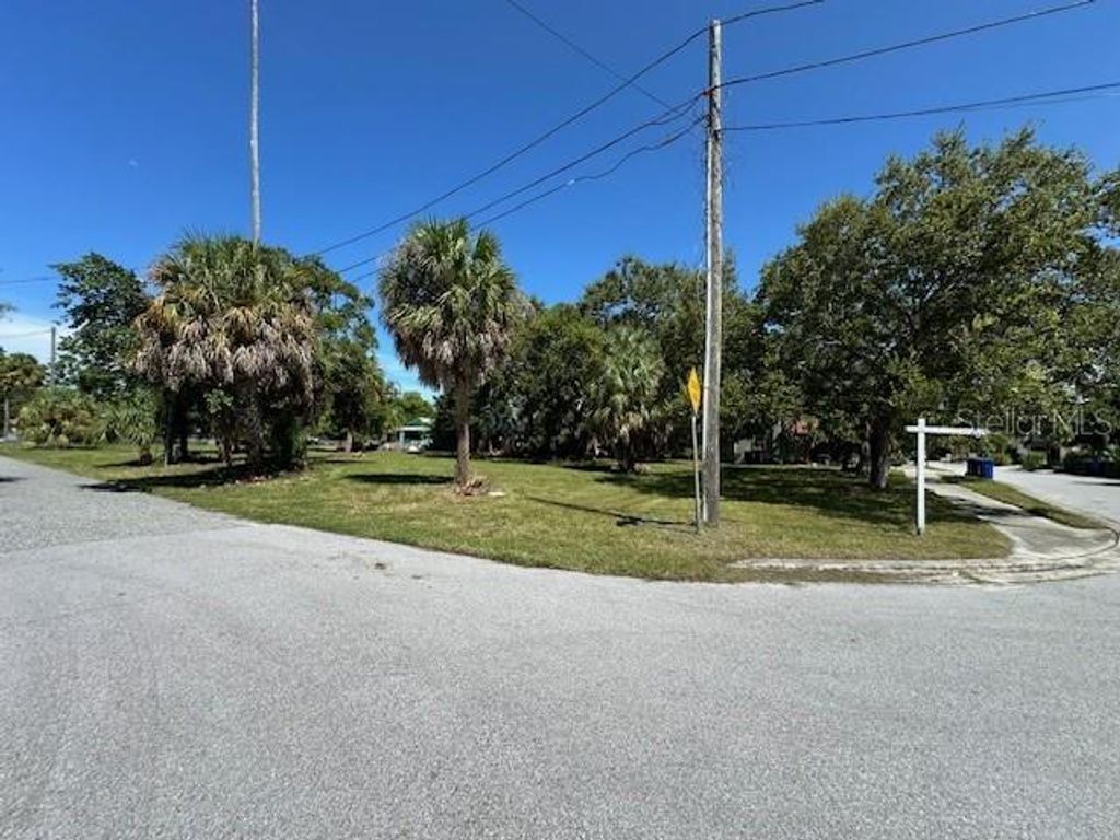Photo of 380 Hancock Street, Dunedin, FL 34698 (MLS # TB8416390)