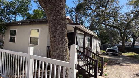 Property photo of 10009 n florence avenue, tampa, FL 33612