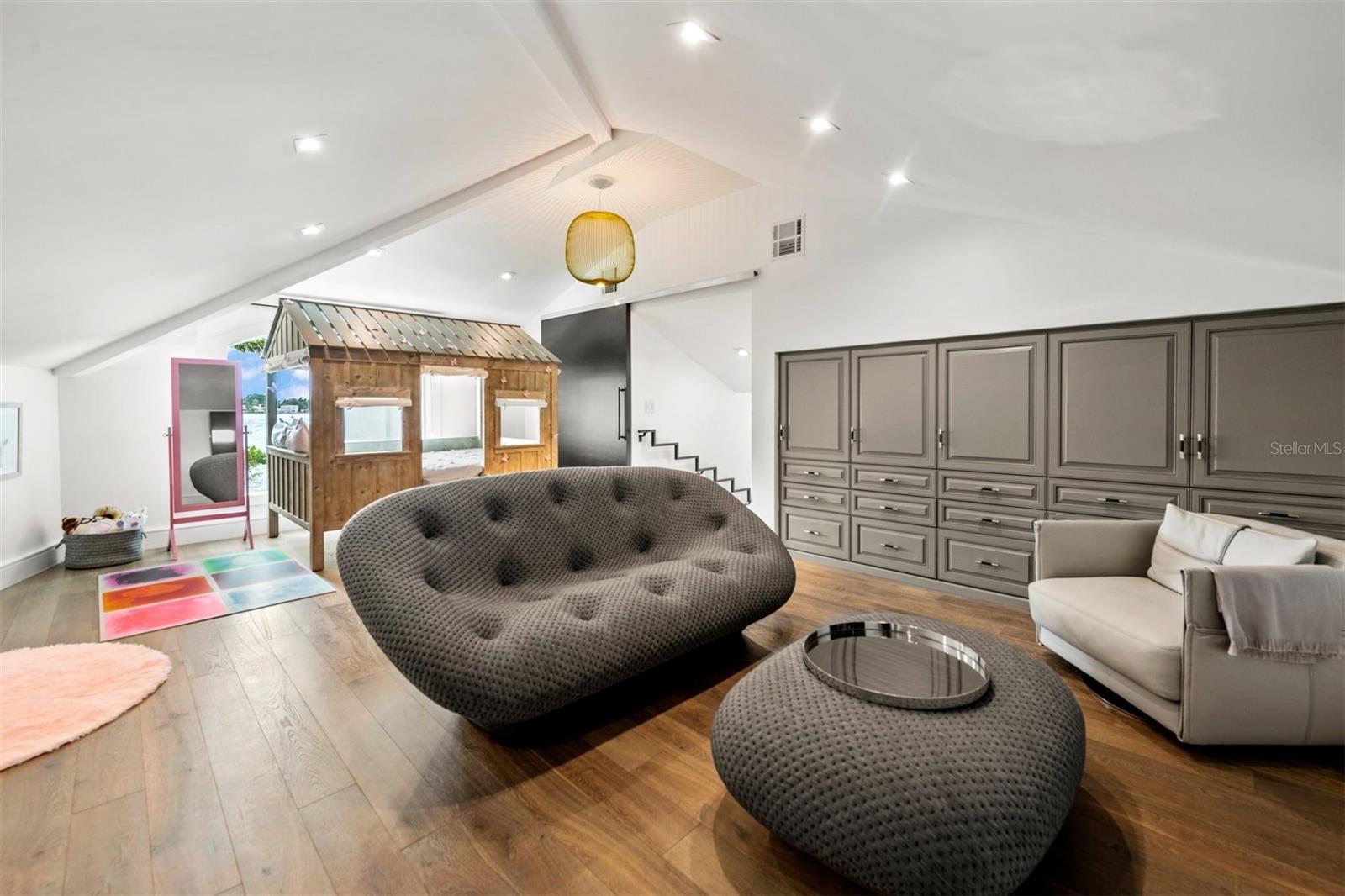 BIRD KEY SUB - Residential