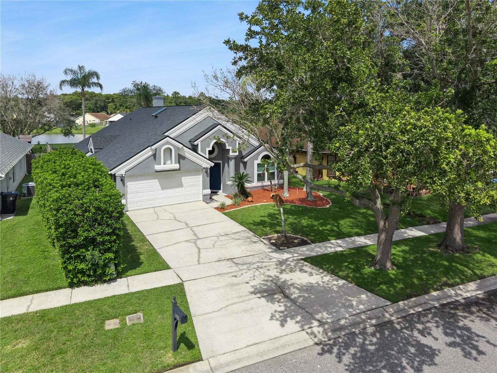 2450 ISLAND CLUB WAY