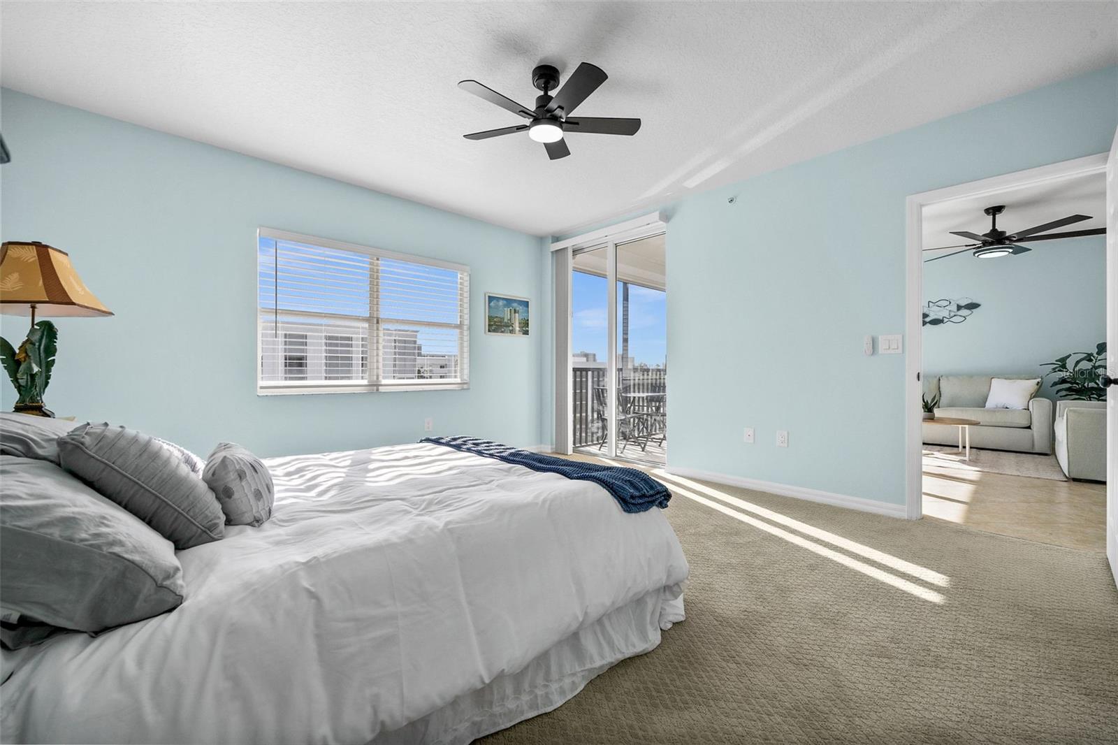 HIBISCUS POINTE PH 01-08 - Residential