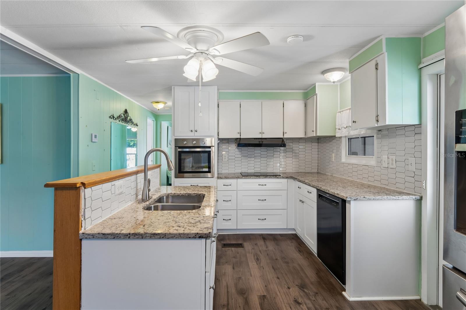 LAKE RICH VILLAGE MOBILE HOME PARK UNREC - Residential