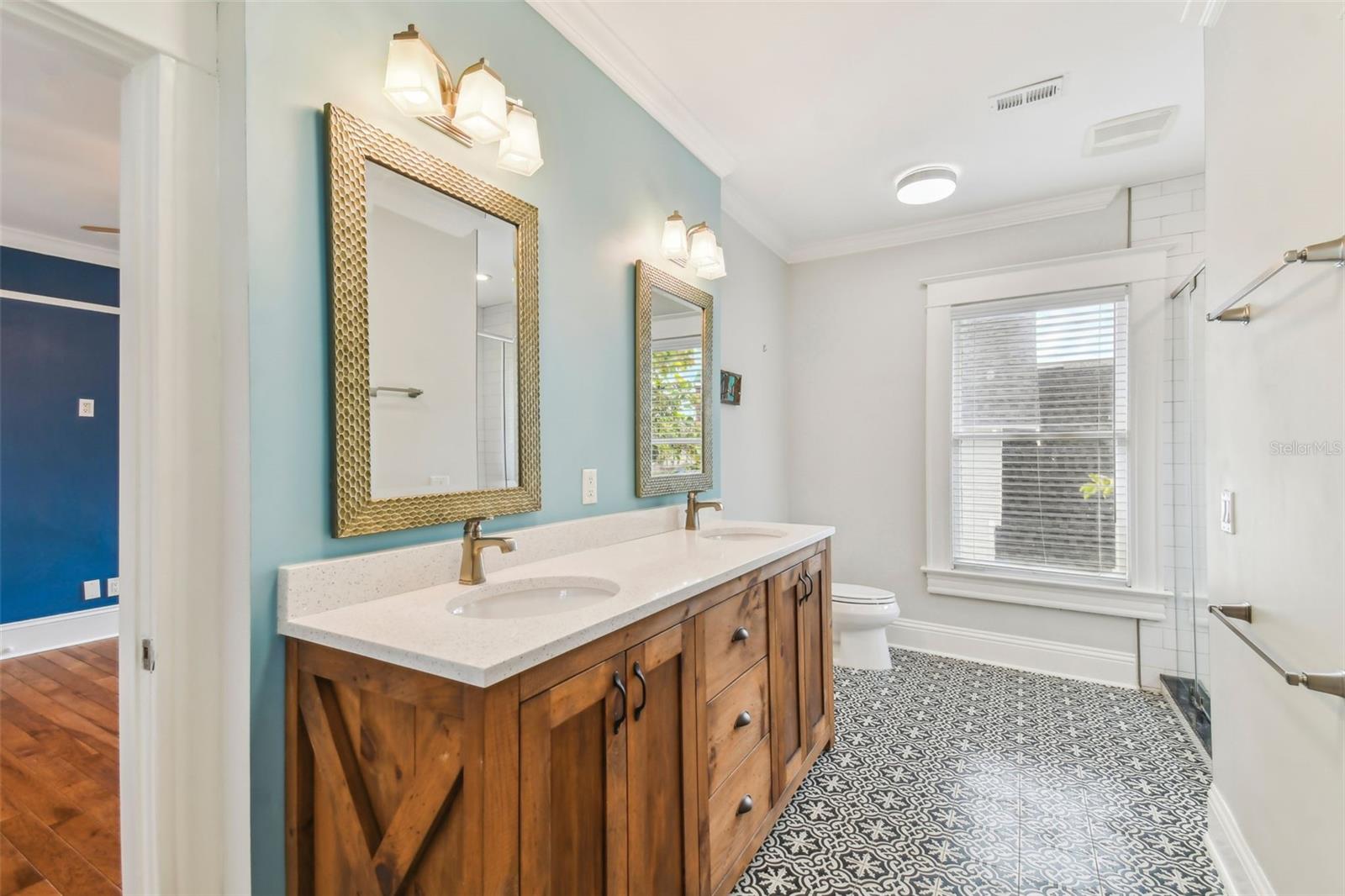 WEST HYDE PARK - Residential