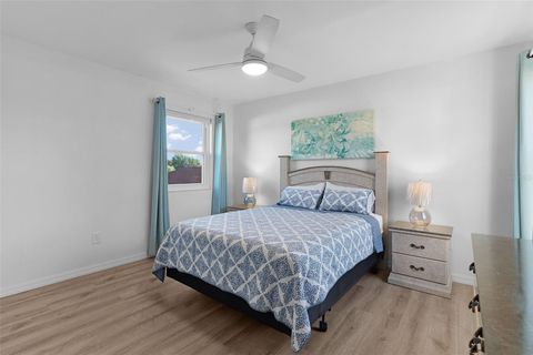 Tiny photo for 1818 Puerto Bello Drive, Lady Lake, FL 32159 (MLS # G5103245)