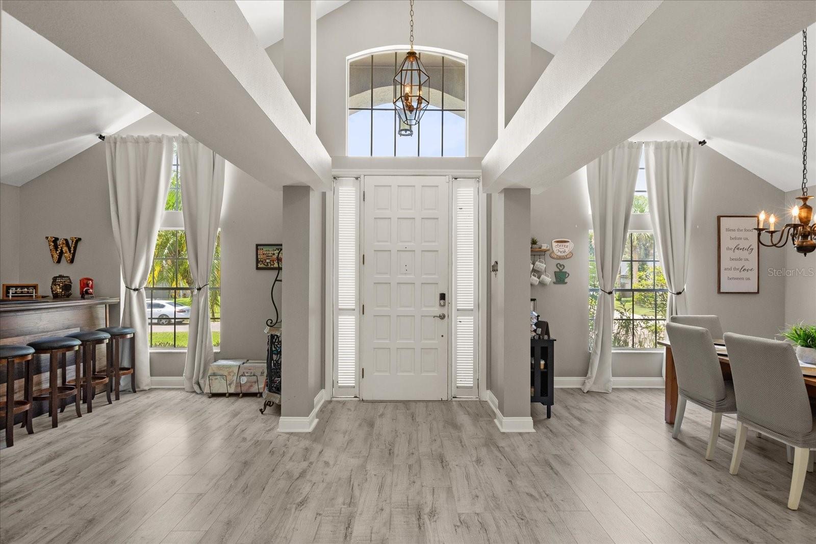 645 MACGLENROSS DRIVE