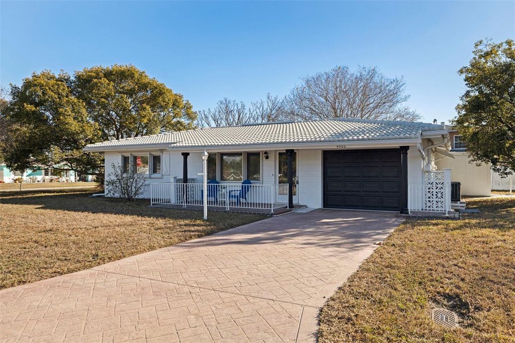 Photo of 4500 16th Avenue N, St Petersburg, FL 33713 (MLS # TB8459175)