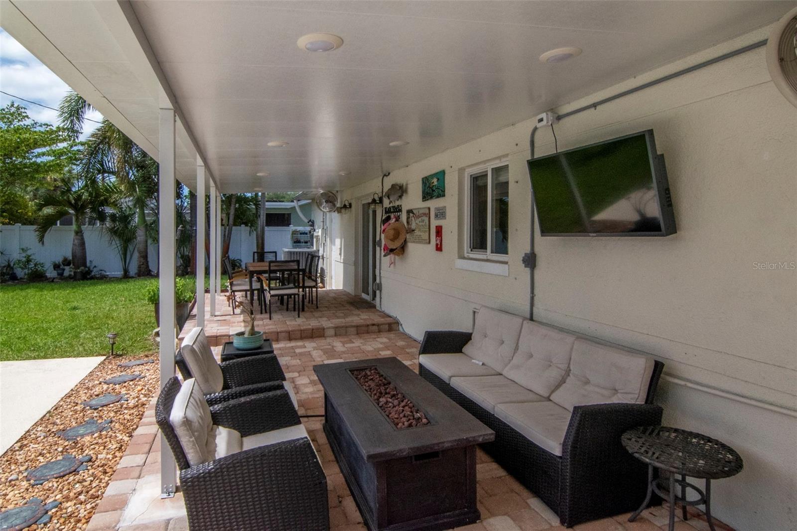 GARDEN MANOR SEC 2 - Residential