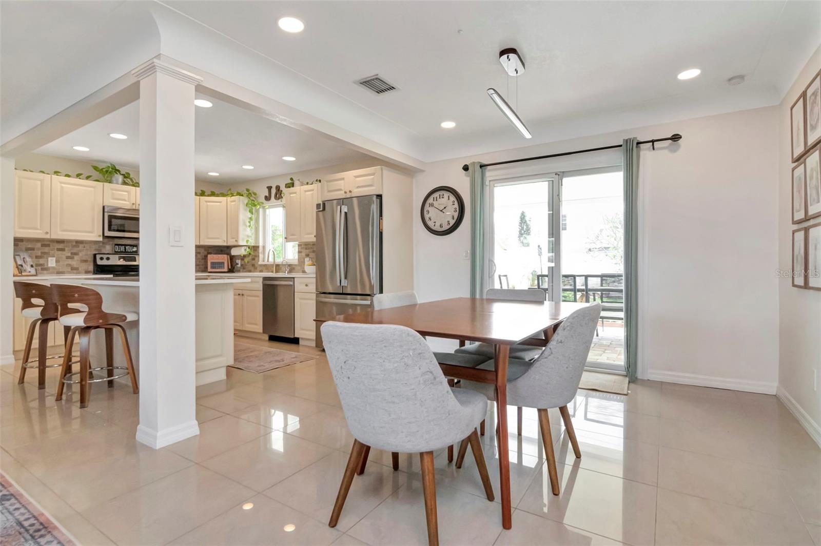 GARDEN MANOR SEC 2 - Residential