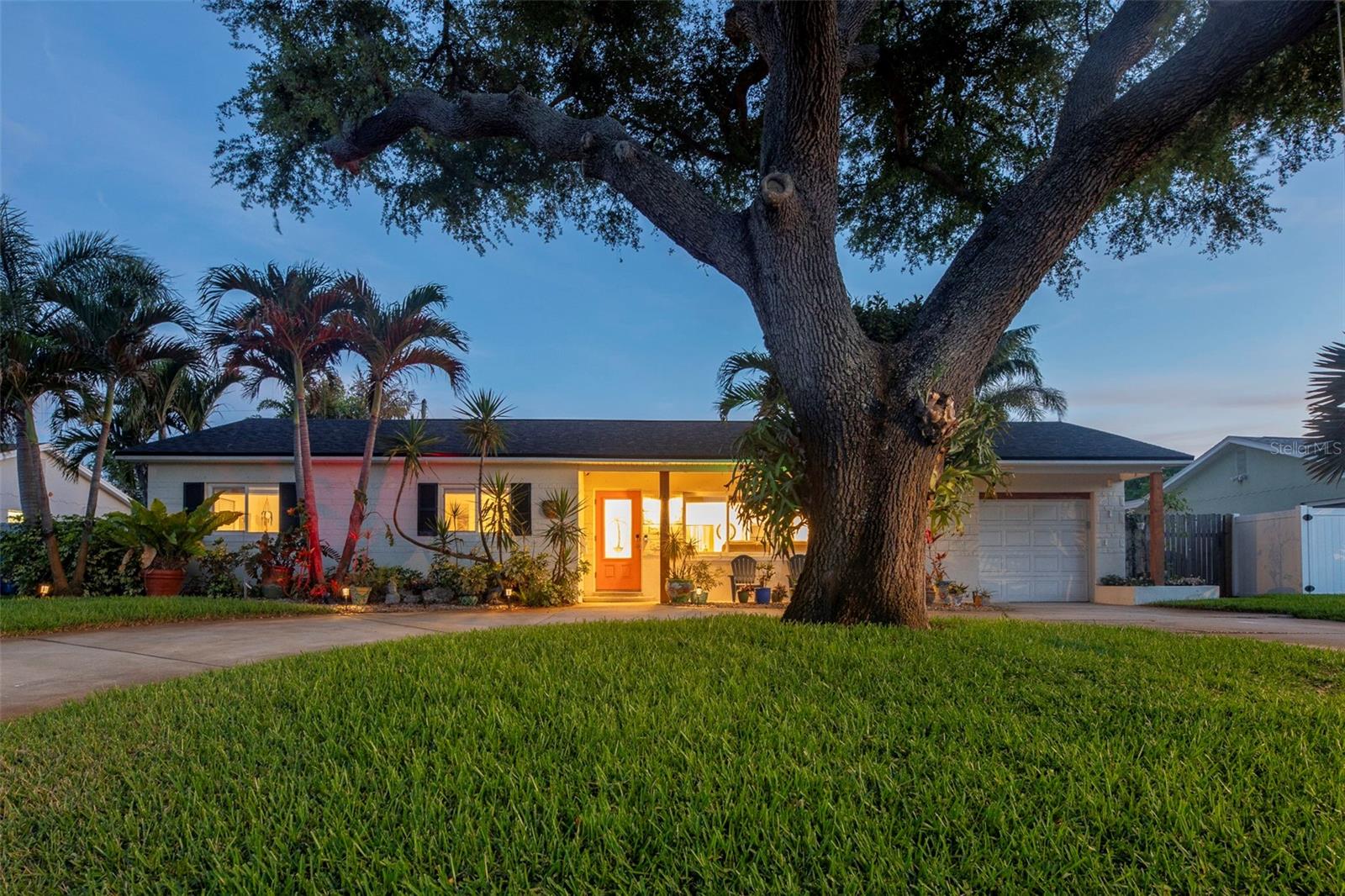 GARDEN MANOR SEC 2 - Residential