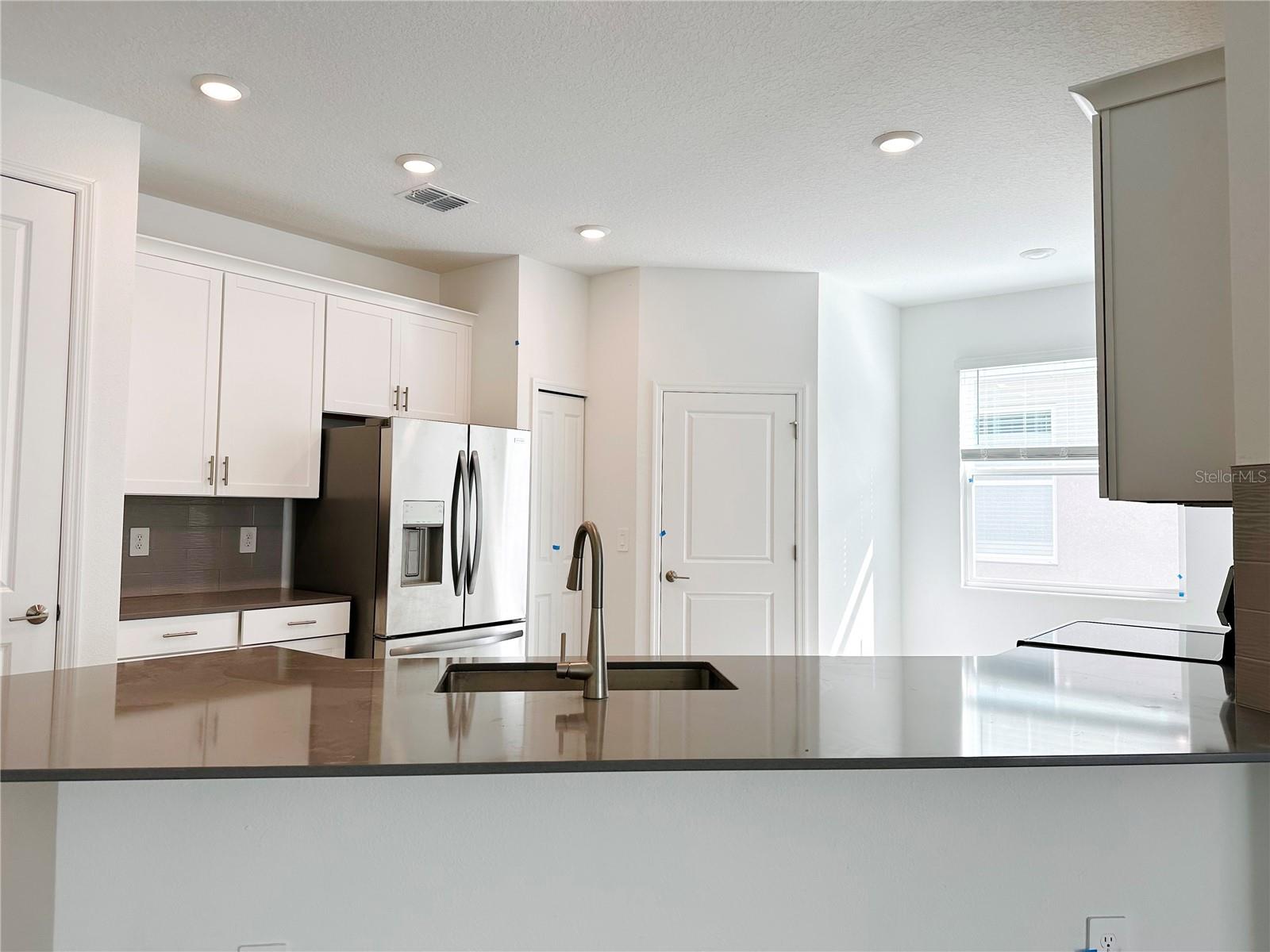 PROVIDENCE GARDEN HILLS 50'S - Residential Lease