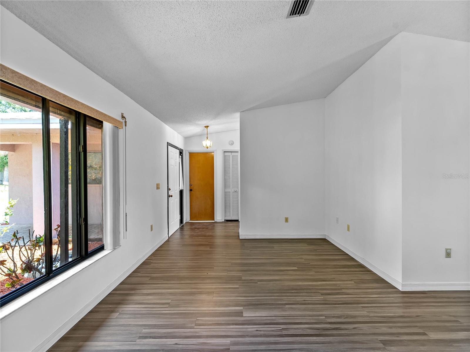 8429 CYPRESS LAKE CIRCLE