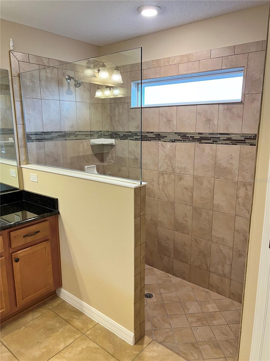 BAYSIDE PRCL C - Residential Lease